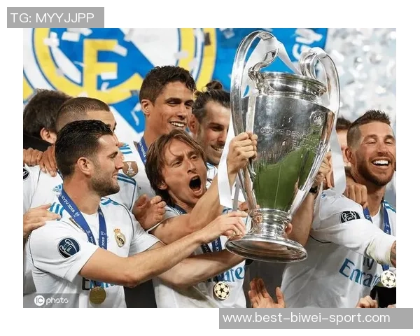 莱切前锋莫伦特称赞魔笛状态如25岁目标超越他两次并穿上皇马球衣 莱切前锋莫伦特称赞魔笛状态如25岁目标超越他两次并穿上皇马球衣